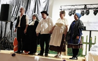 A Kehidakustányi Pajtások hangulatemelő előadása