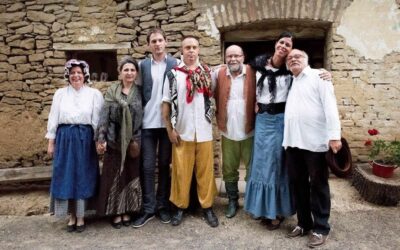 Pajtaszínházi előadássorozat Kehidakustányban