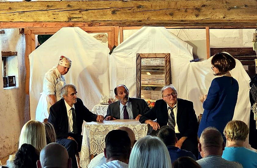 Nagybakónaki Szákai Színjátszók. Nekem egy férfi kell Szereplők: Lőrincz Károly, Takács Béla, Kocsis Mátyásné, Bányai Nikoletta, Büki Boldizsár