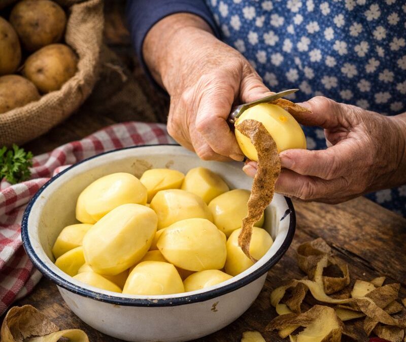 Tradicionális ételeink Paprikás krumpli (I. rész) Az egyszerű étel, amelyben egy egész ország története fő